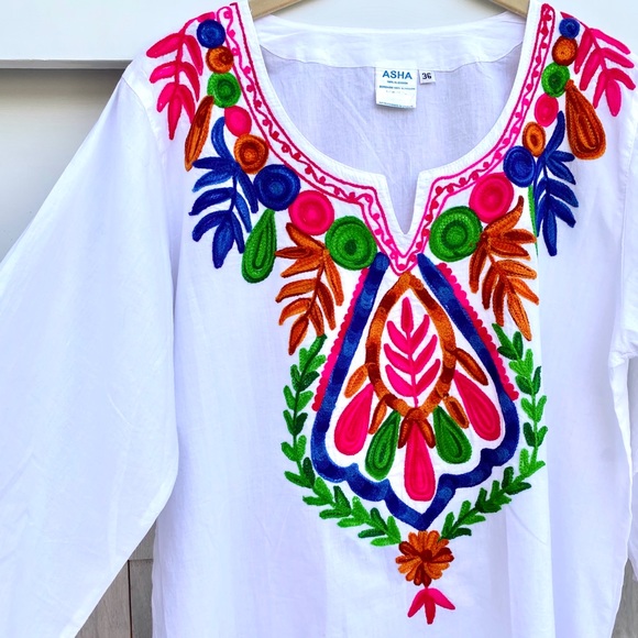 NWOT Asha Tunic W/Brightly Colored Embroidery - Picture 5 of 10